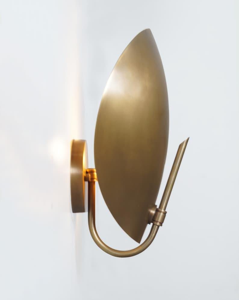 Curved Shade Brass Single Light Bulb Wall Sconce Bedside Wall Mount Lamp Light Fixture