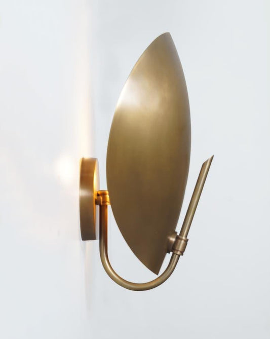 Curved Shade Brass Single Light Bulb Wall Sconce Bedside Wall Mount Lamp Light Fixture
